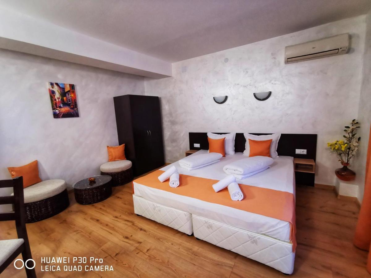 Hotel Swiss Sjumen Eksteriør billede